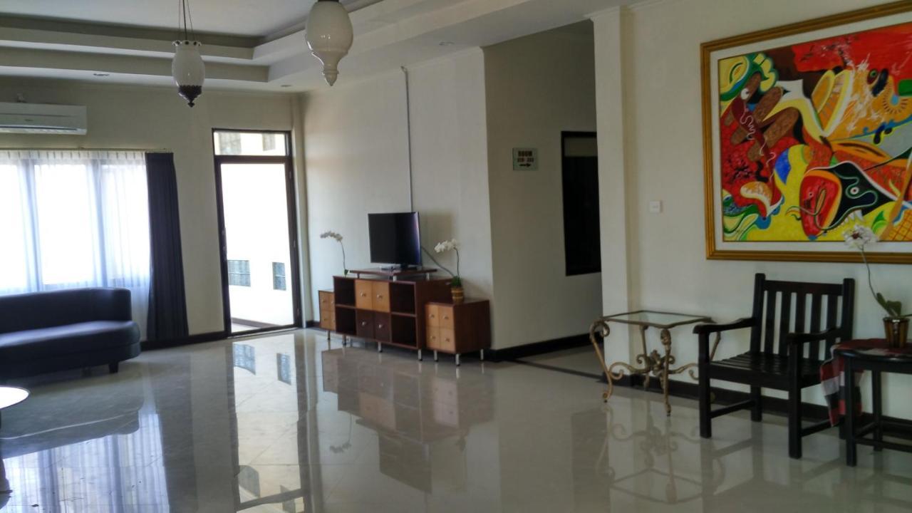 Maxi Hotel Kedonganan Jimbaran  Luaran gambar