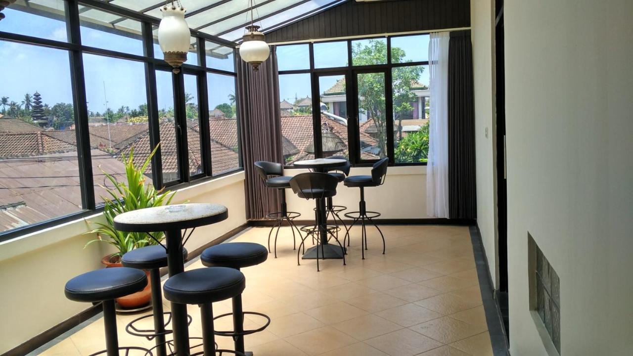 Maxi Hotel Kedonganan Jimbaran  Luaran gambar