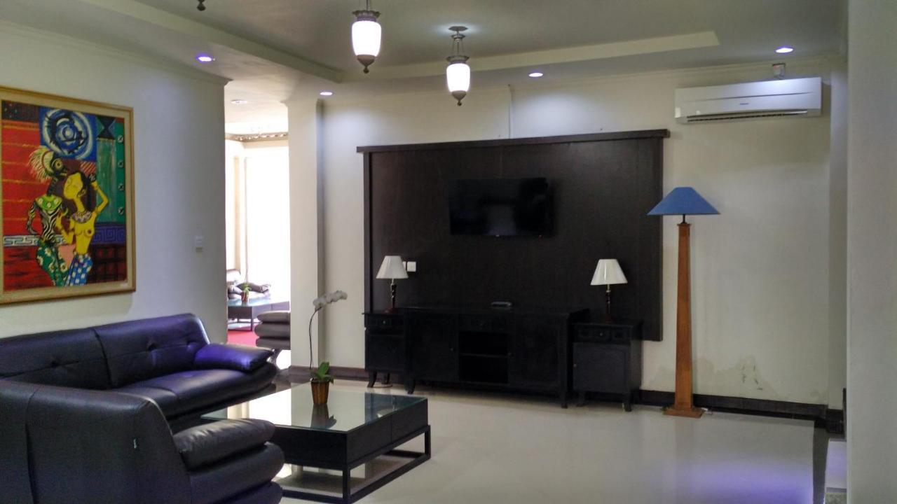 Maxi Hotel Kedonganan Jimbaran  Luaran gambar